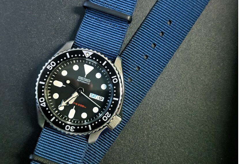 22mm Navy blue watch strap - Black PVD Hardware